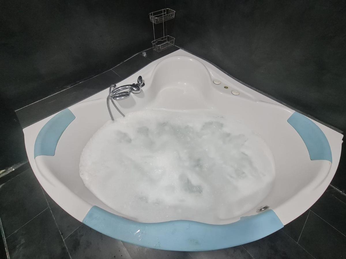 Apartamento Loft Acogedor Apartment Alhaurin de la Torre Bagian luar foto